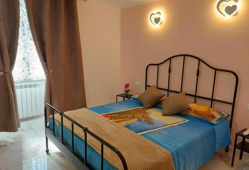 هتل Camera Matrimoniale Genova Rooms
