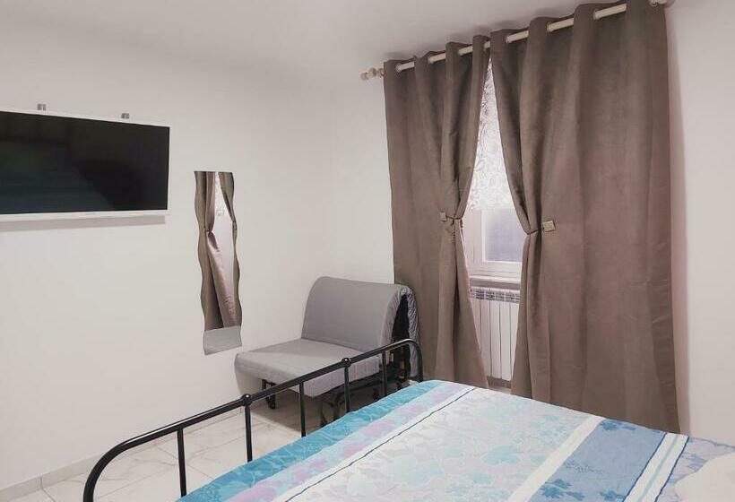 هتل Camera Matrimoniale Genova Rooms