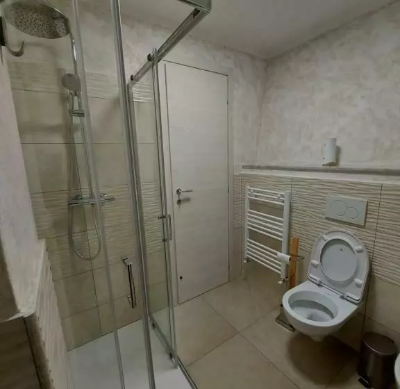 هتل Camera Matrimoniale Genova Rooms