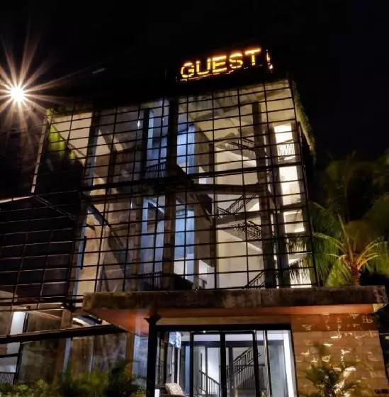 Hotelli Guest House 555 Nki