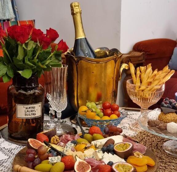 Royal Residence 1901