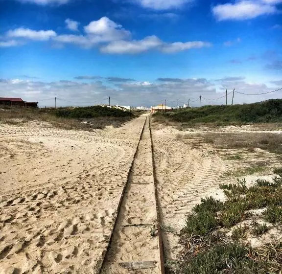 تختخواب و صبحانه Getwet Surfcamp