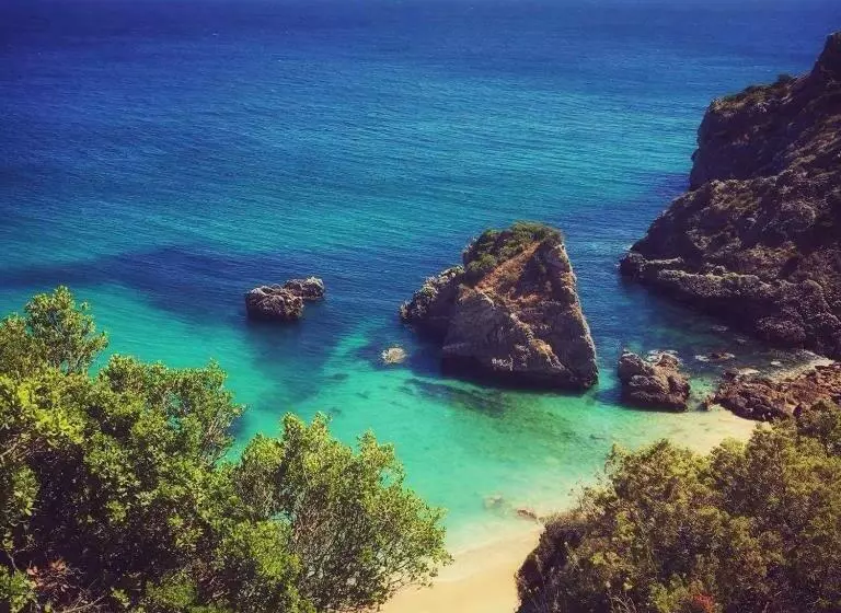 تختخواب و صبحانه Getwet Surfcamp