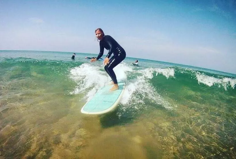 تختخواب و صبحانه Getwet Surfcamp