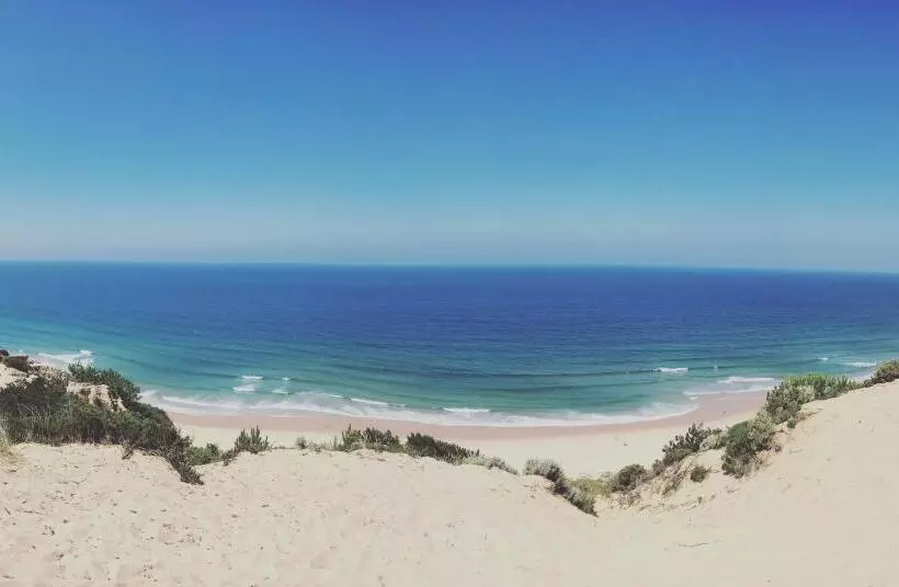 تختخواب و صبحانه Getwet Surfcamp