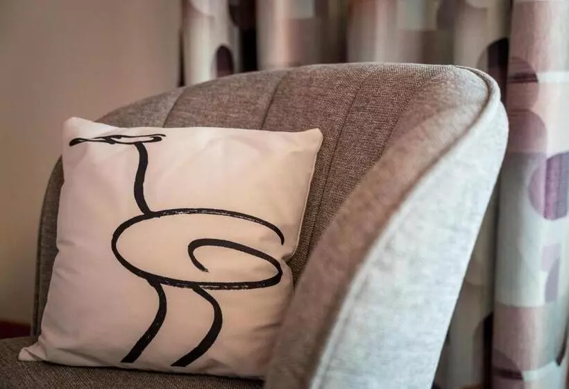 Aamiaismajoitus (B&B) Kulinarik & Geniesser Hôtel Strauss