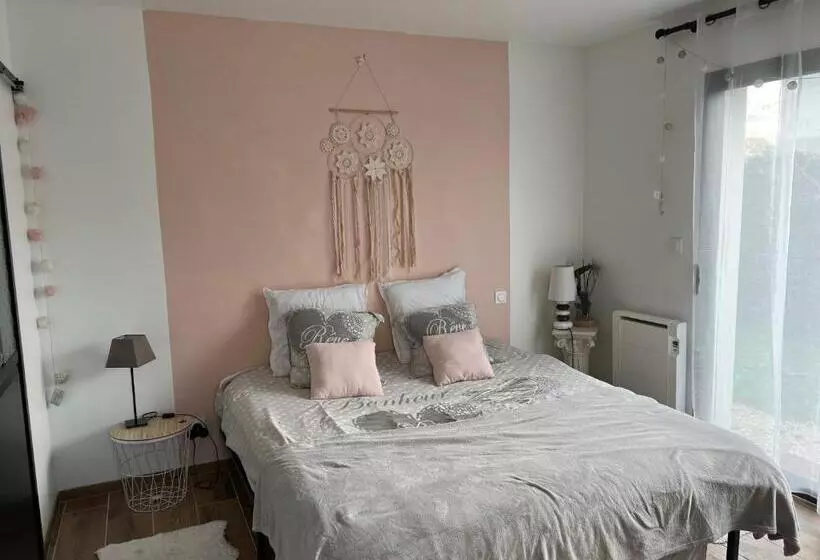 تختخواب و صبحانه Quiniere   Entre Lac Et Forêt   Hébergement Indépendant Avec Espace Kitchenette