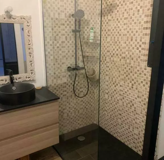 تختخواب و صبحانه Quiniere   Entre Lac Et Forêt   Hébergement Indépendant Avec Espace Kitchenette