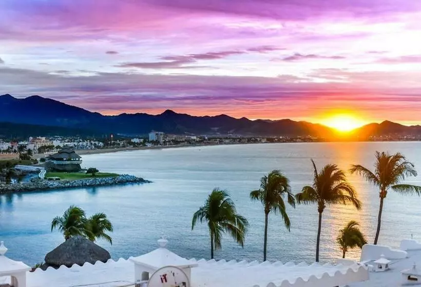 Hermoso Condominio En Bahía Manzanillo