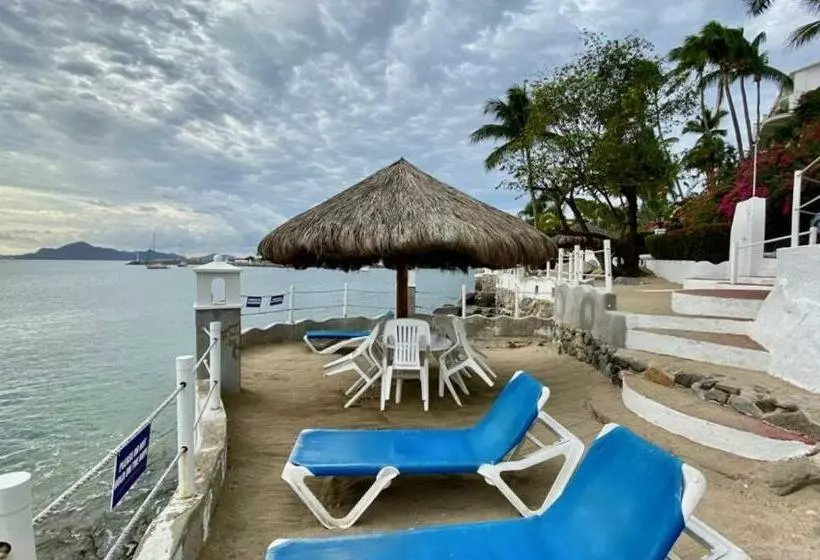 Hermoso Condominio En Bahía Manzanillo