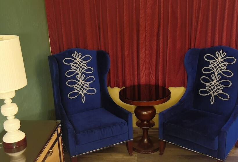 فندق American Inn