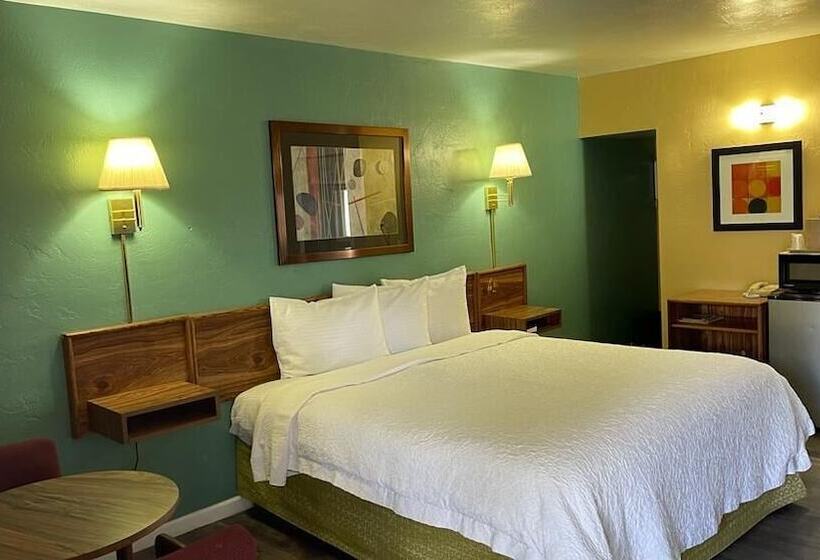 فندق American Inn