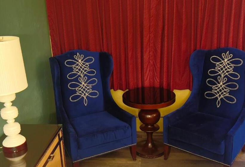 فندق American Inn