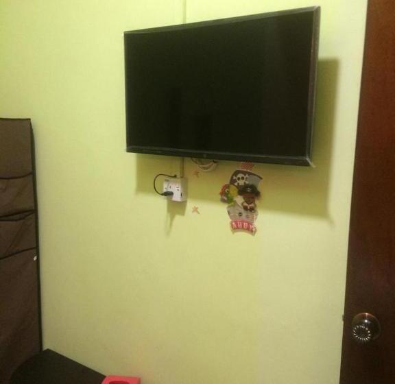 בית מלון כפרי Base