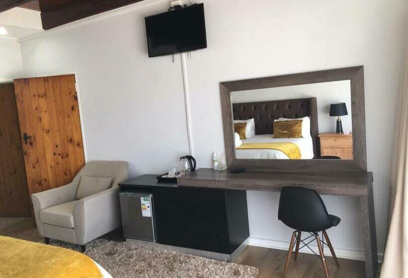 פנסיון 11 On Grace