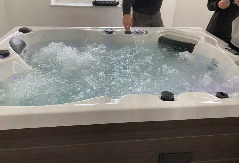 Majatalo Chambre Romantique Dans Le Château De La Bouchatte