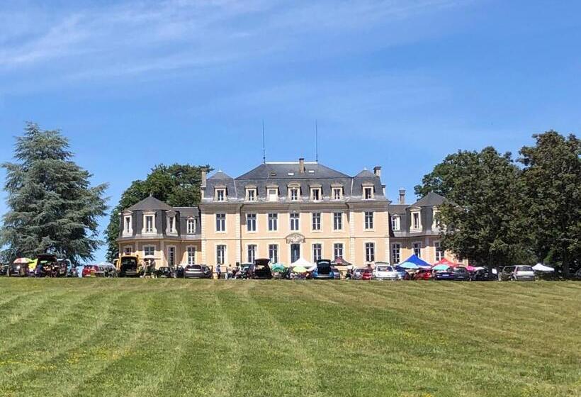 Pensiune Chambre Romantique Dans Le Château De La Bouchatte