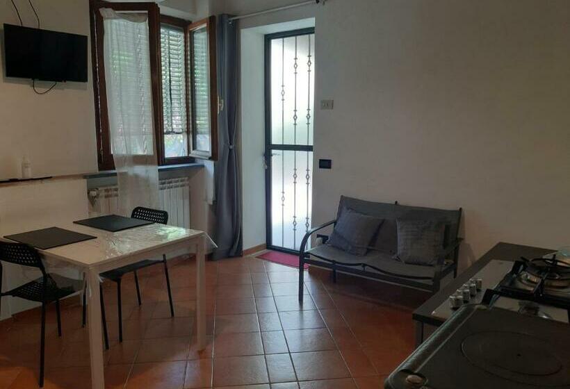 פנסיון La Casa In Giardino