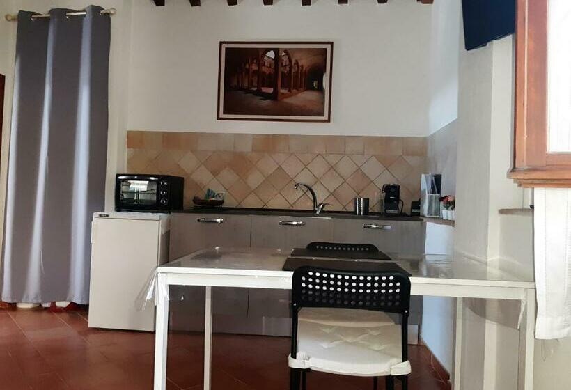 פנסיון La Casa In Giardino