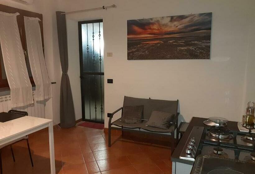 פנסיון La Casa In Giardino