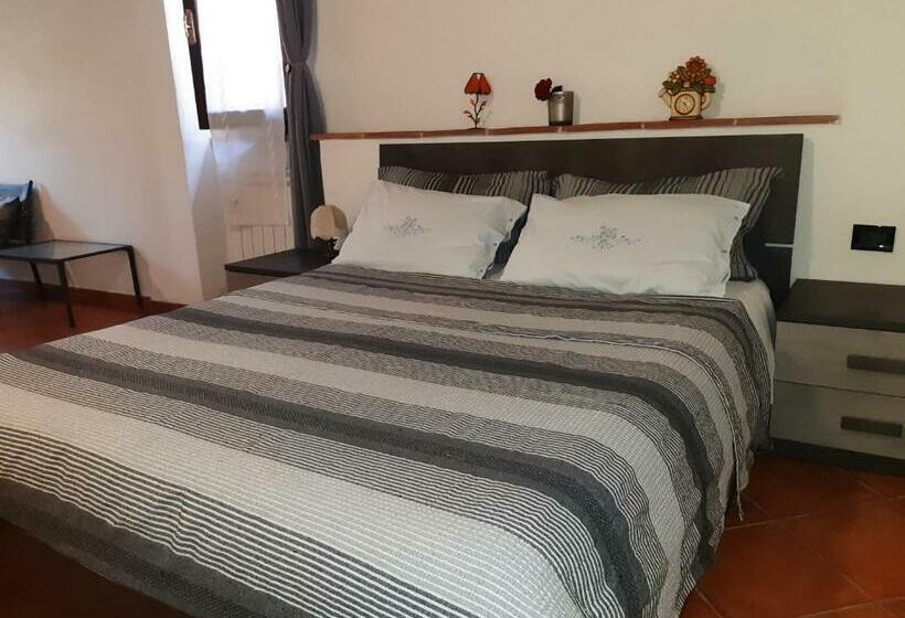 פנסיון La Casa In Giardino