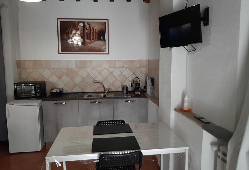 פנסיון La Casa In Giardino