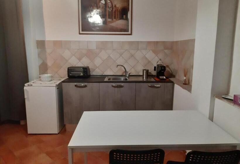 פנסיון La Casa In Giardino