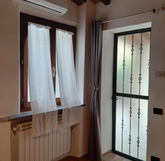 פנסיון La Casa In Giardino