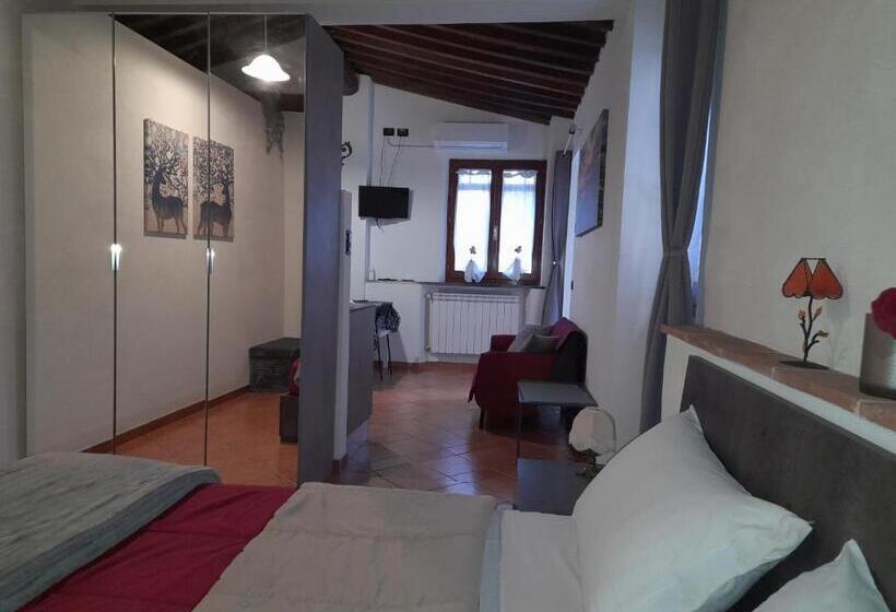 פנסיון La Casa In Giardino