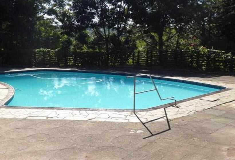 פנסיון Tre Fontane Guesthouse