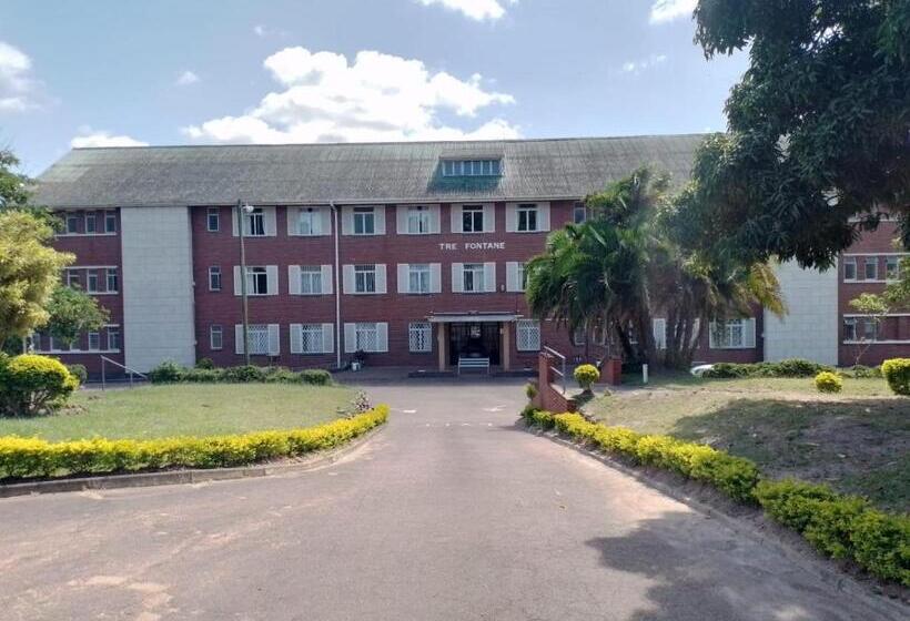 פנסיון Tre Fontane Guesthouse