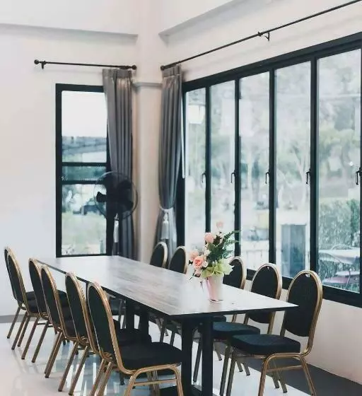 ユースホステル Lailaresidence