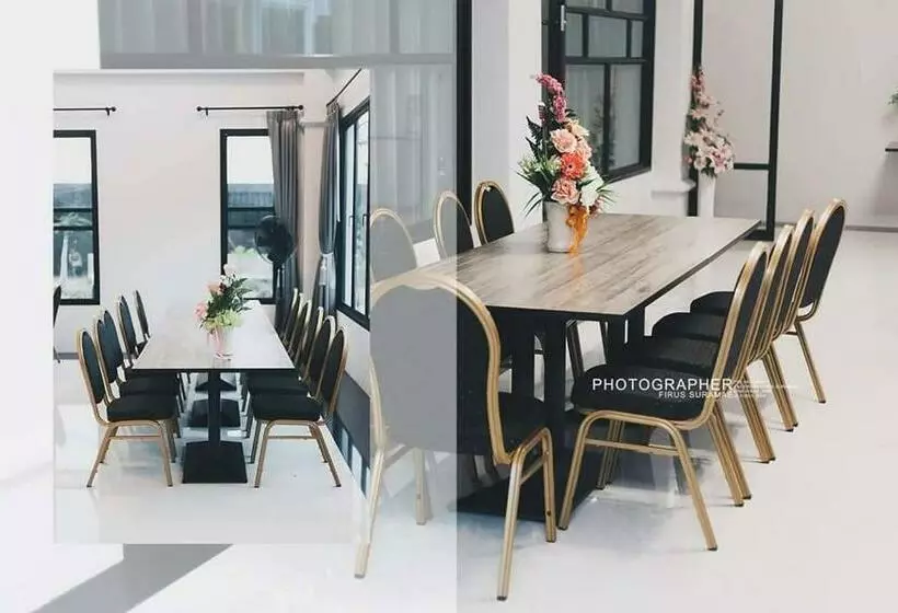 ユースホステル Lailaresidence