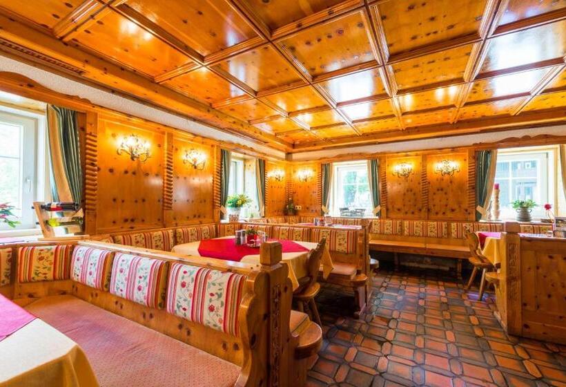 호스텔 Landgasthof Bierfriedl