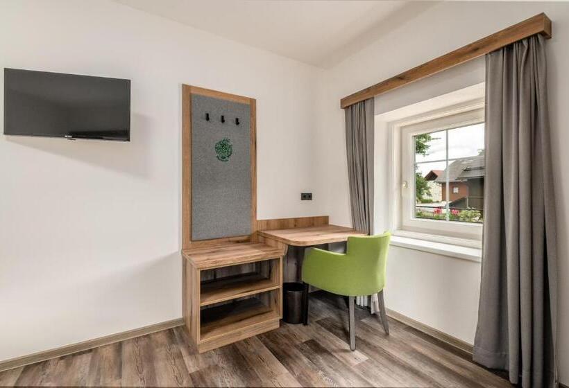 호스텔 Landgasthof Bierfriedl