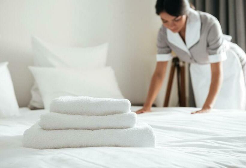 Ninfa Sul Mare Apartments 50 M E T R I Dal Mare