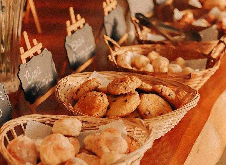 膳宿费 Pousada Quinta Dos Cabeças