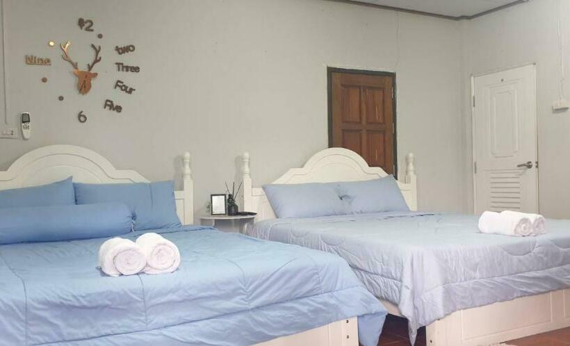 Pensjonat Reindeer House Wat Chedi