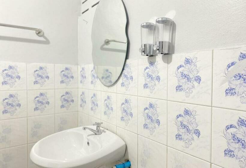 Pensjonat Reindeer House Wat Chedi