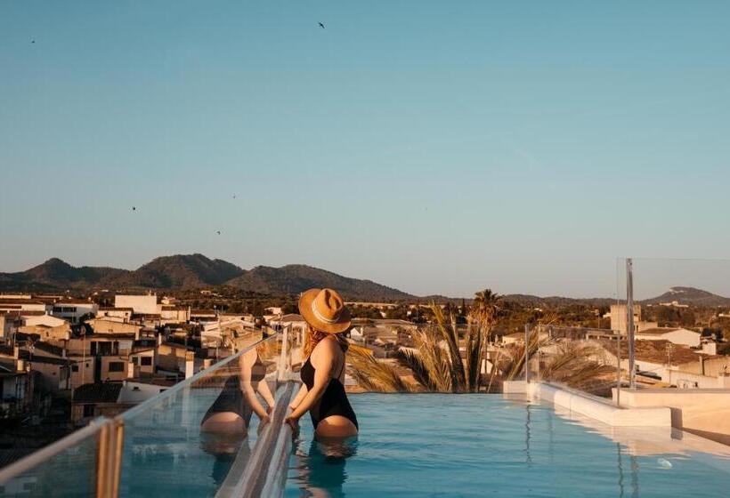 هتل Boutique Can Pocovi