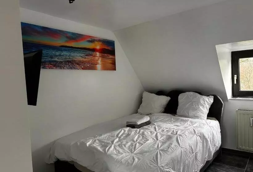 Kapselihotelli Geroweiher Doppelbettzimmer Mönchengladbach Stadtmitte