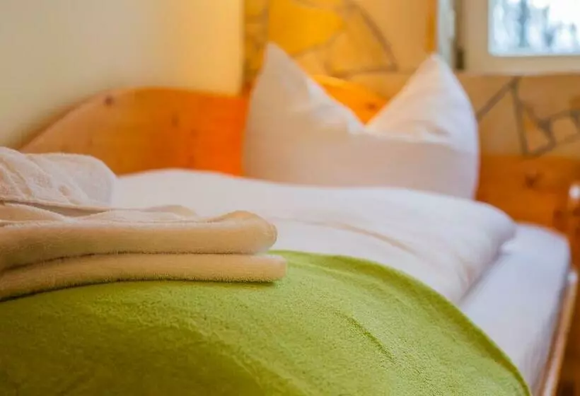 ホテル Gasthof Ungerberg