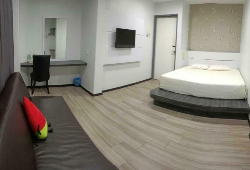 בית מלון כפרי Lam Seng