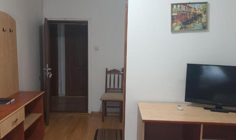 بنسيون Casa Boiereasca