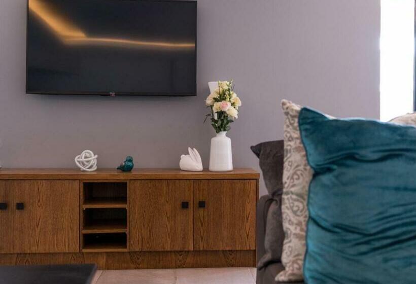 بنسيون Noa Neve Homestay