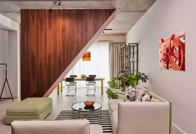 تختخواب و صبحانه New Beautiful Design Studio In Amsterdam West