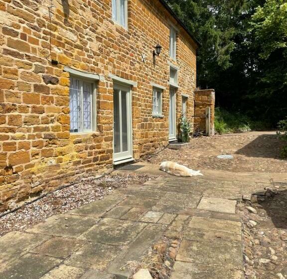 住宿加早餐  The Old Vicarage