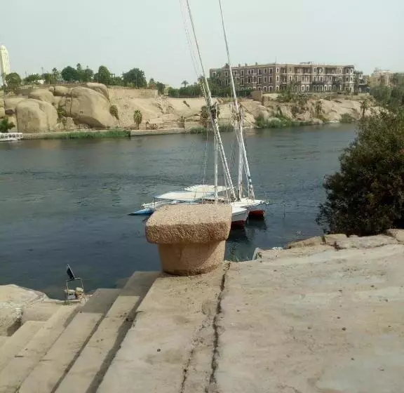 تختخواب و صبحانه Winji Guest House