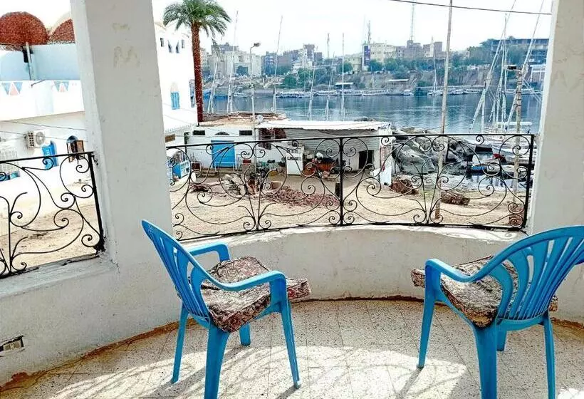 تختخواب و صبحانه Winji Guest House