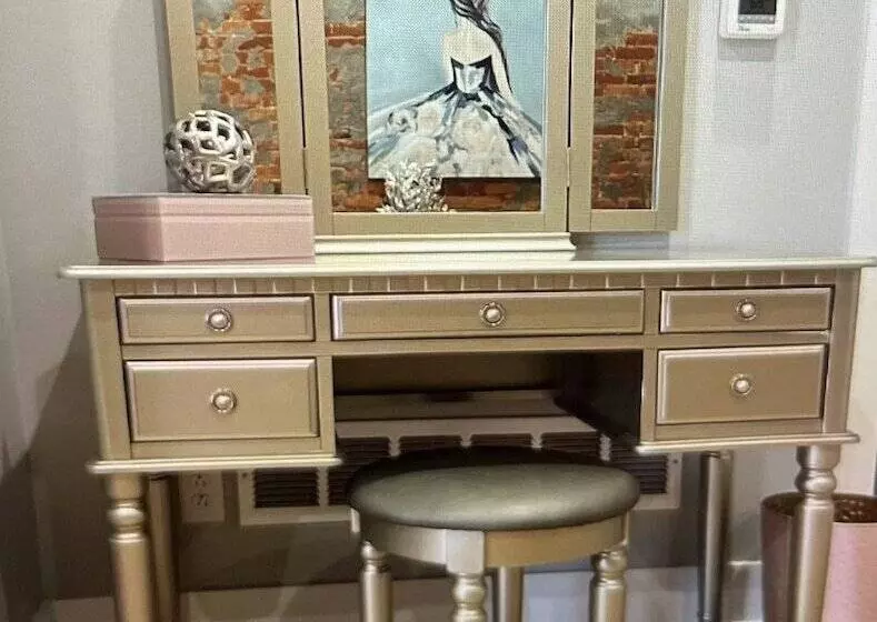 Hotelli Brickhouse Loft   A Boutique